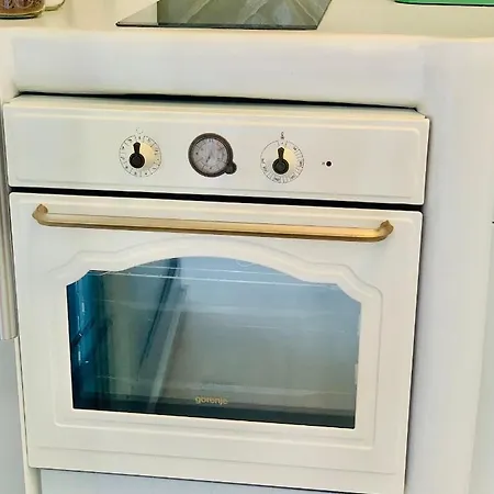 Gerani Deluxe Apartment *
