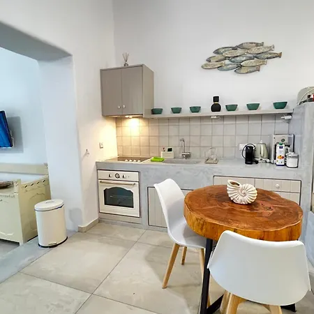 Gerani Deluxe Apartment